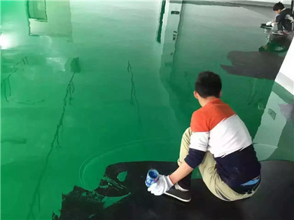 铁山下面给你一份环氧地坪漆施工的完整流程
